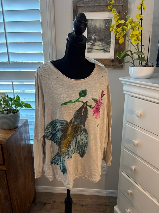 Magnolia Pearl Tops - Magnolia Pearl NWT Messenger Viggo Long Sleeve Tee - Top 3104 in Moonlight, OSFM